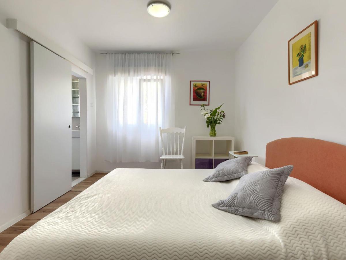 Apartment Laura By Interhome PUY Exterior foto