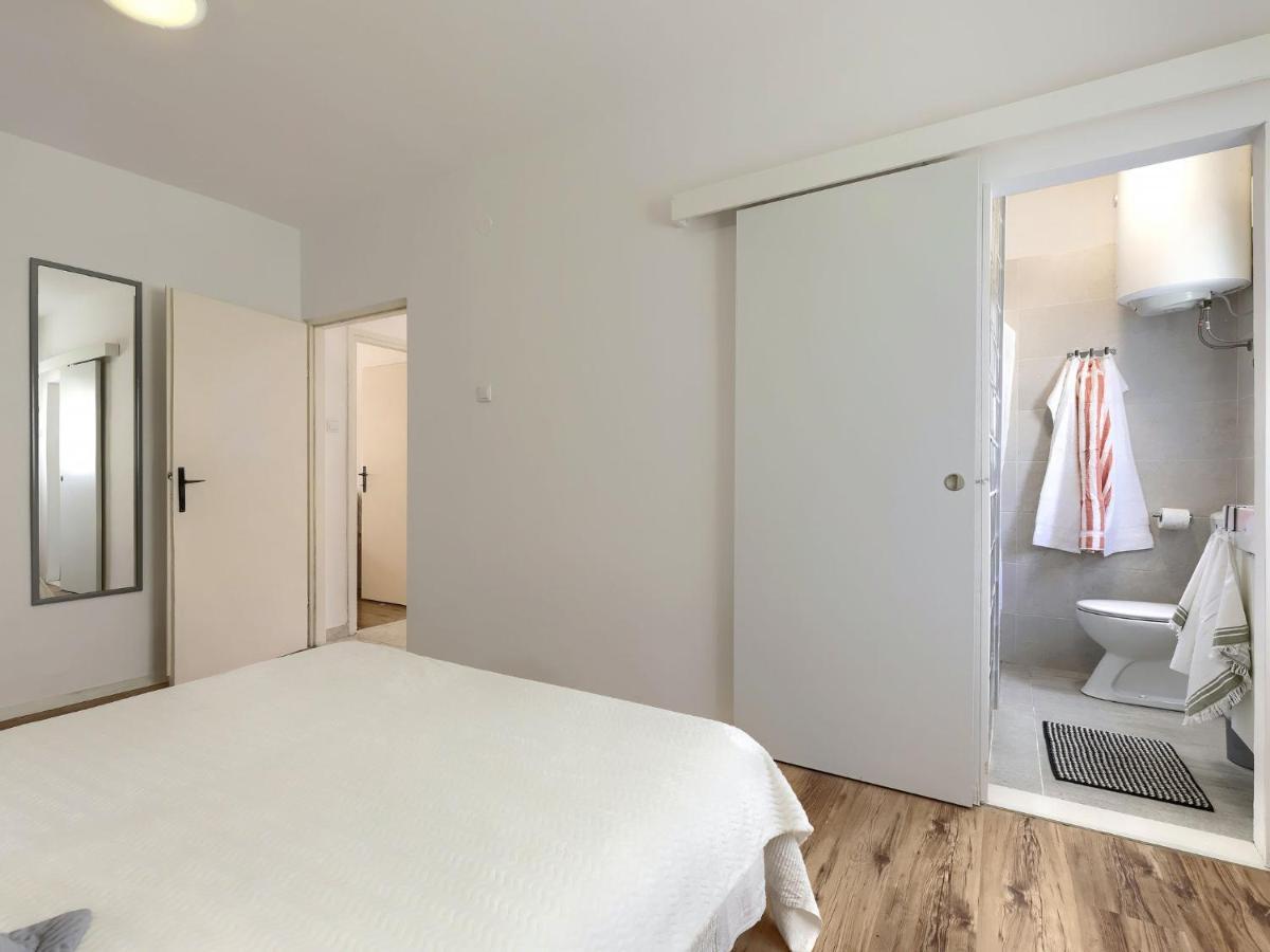 Apartment Laura By Interhome PUY Exterior foto